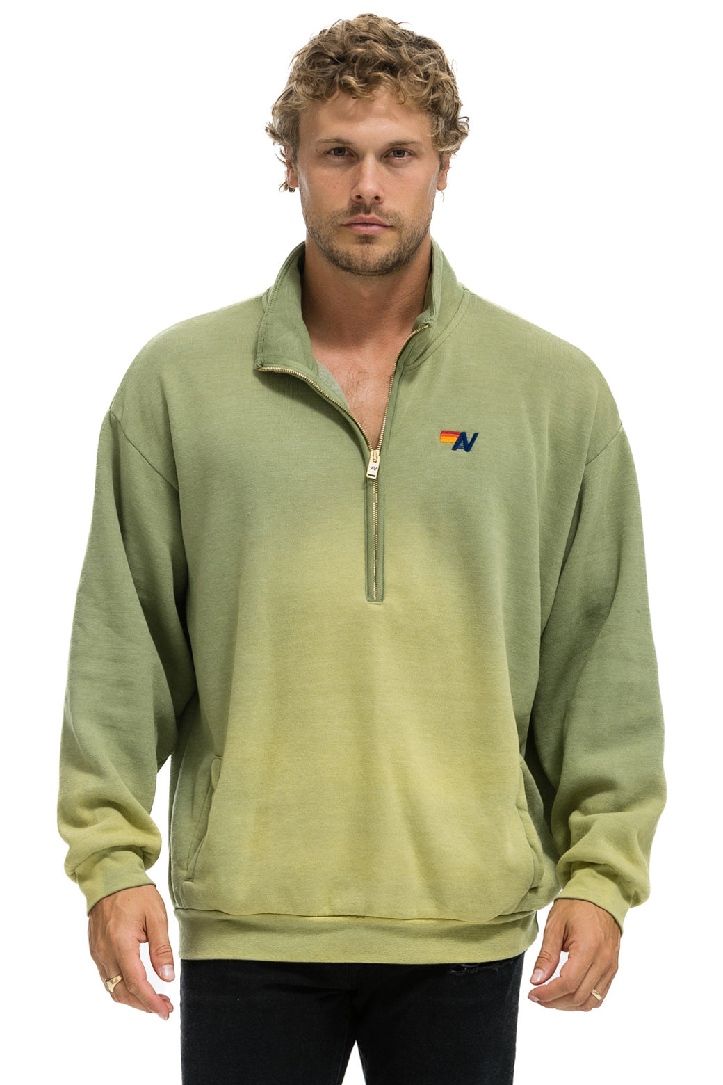 ESSENTIAL HALF ZIP RELAXED SWEATSHIRT - FADED ARMY