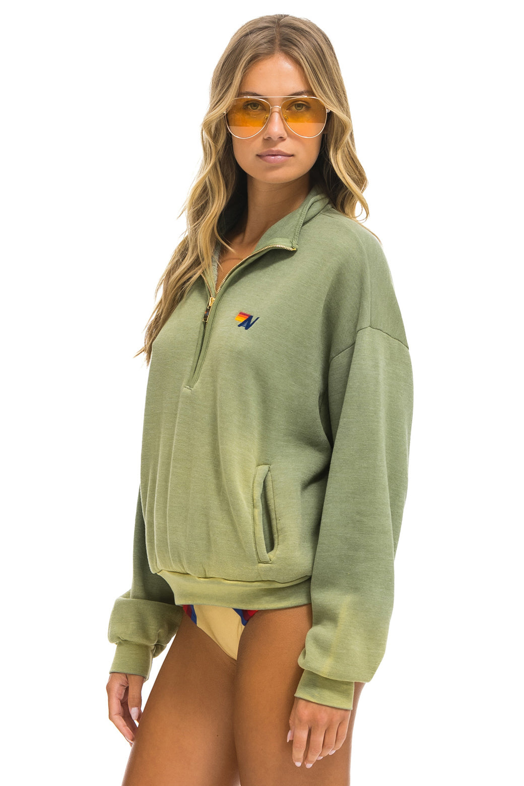 ESSENTIAL HALF ZIP RELAXED SWEATSHIRT - FADED ARMY