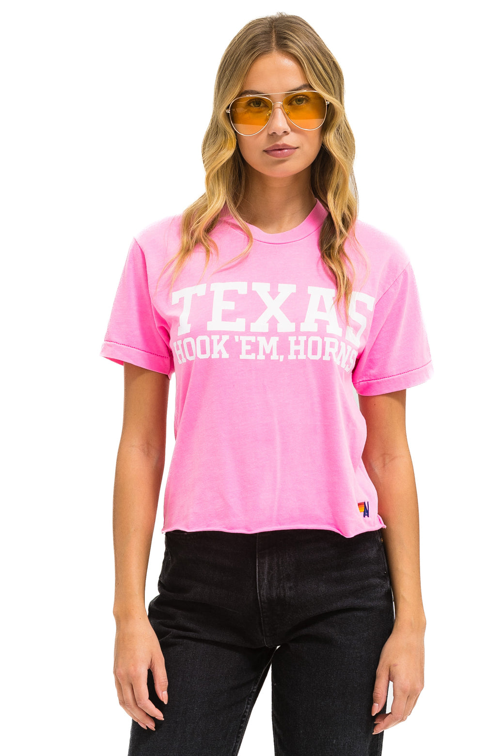 UNIVERSITY OF TEXAS BOLT HOOKEM BOYFRIEND TEE - NEON PINK