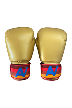 Gold boxing store gloves